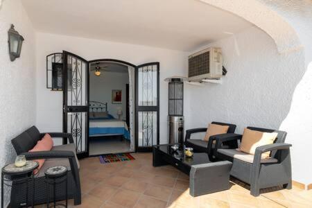 Hermosa Casa Con Terraza E Increibles Vistas Al Mar Y La Montana Nerja Ngoại thất bức ảnh